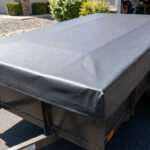 Comment choisir et entretenir votre bache remorque en PVC